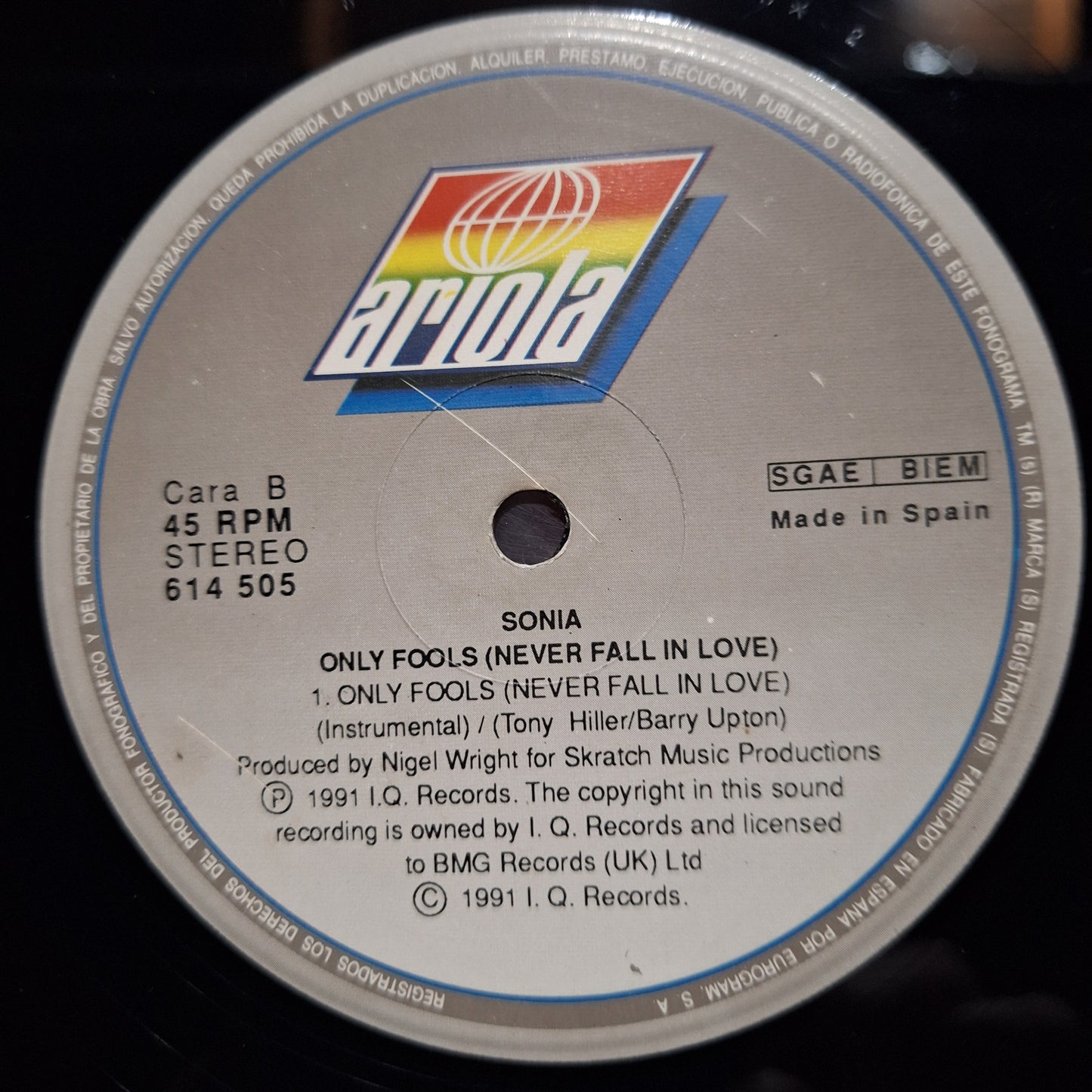 Sonia Only Fools Never Fall in Love Maxi 2da. Mano Usado en Excelente Estado