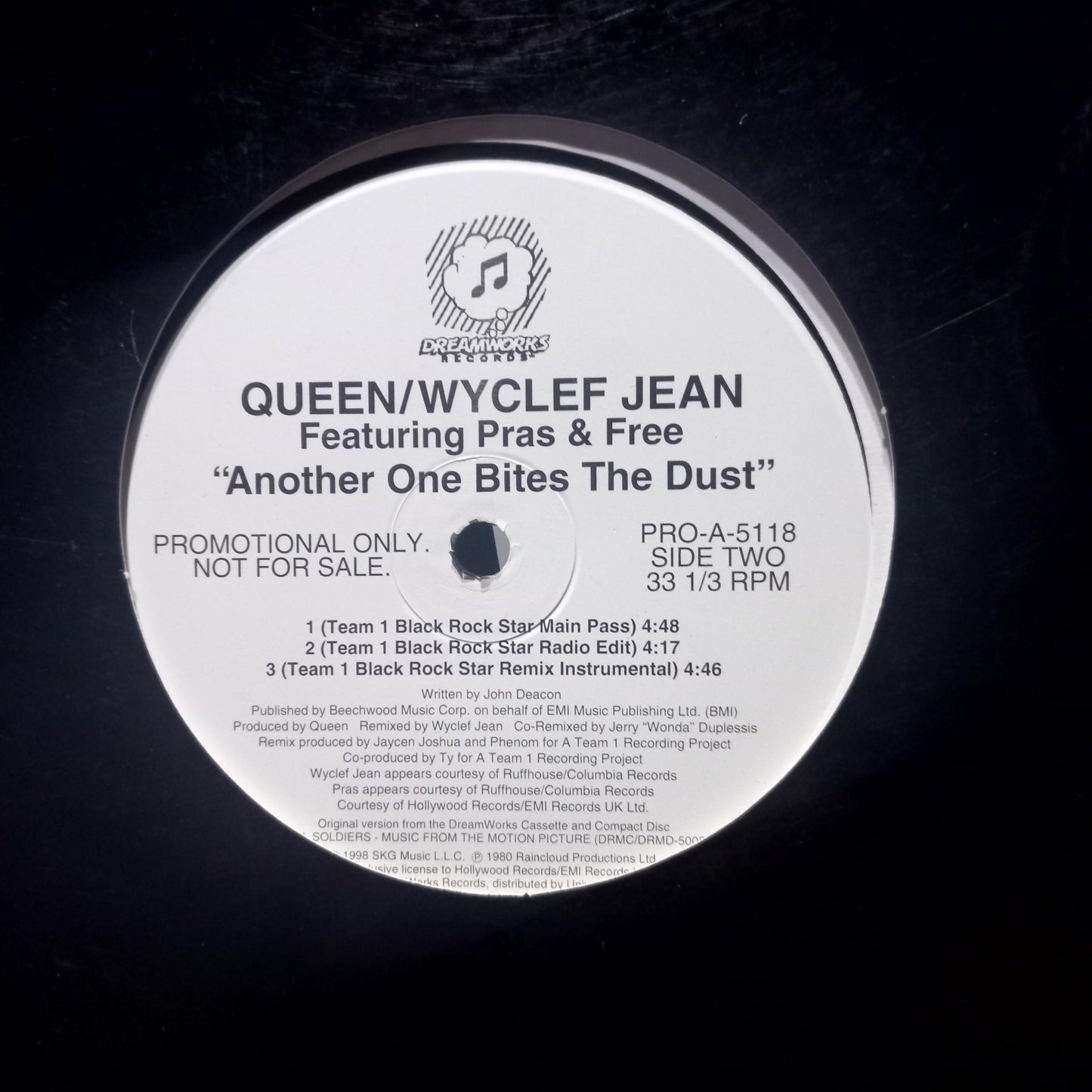 Queen Vs. Wyclef Jean Another One Bites The Dust Maxi 2da. Mano Usado en Excelente Estado