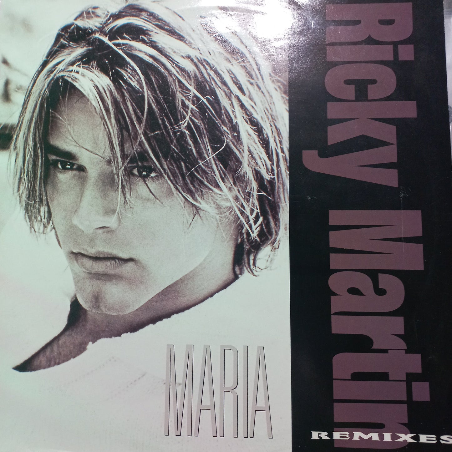 Ricky Martin Maria Maxi 2da. Mano Usado en Excelente Estado