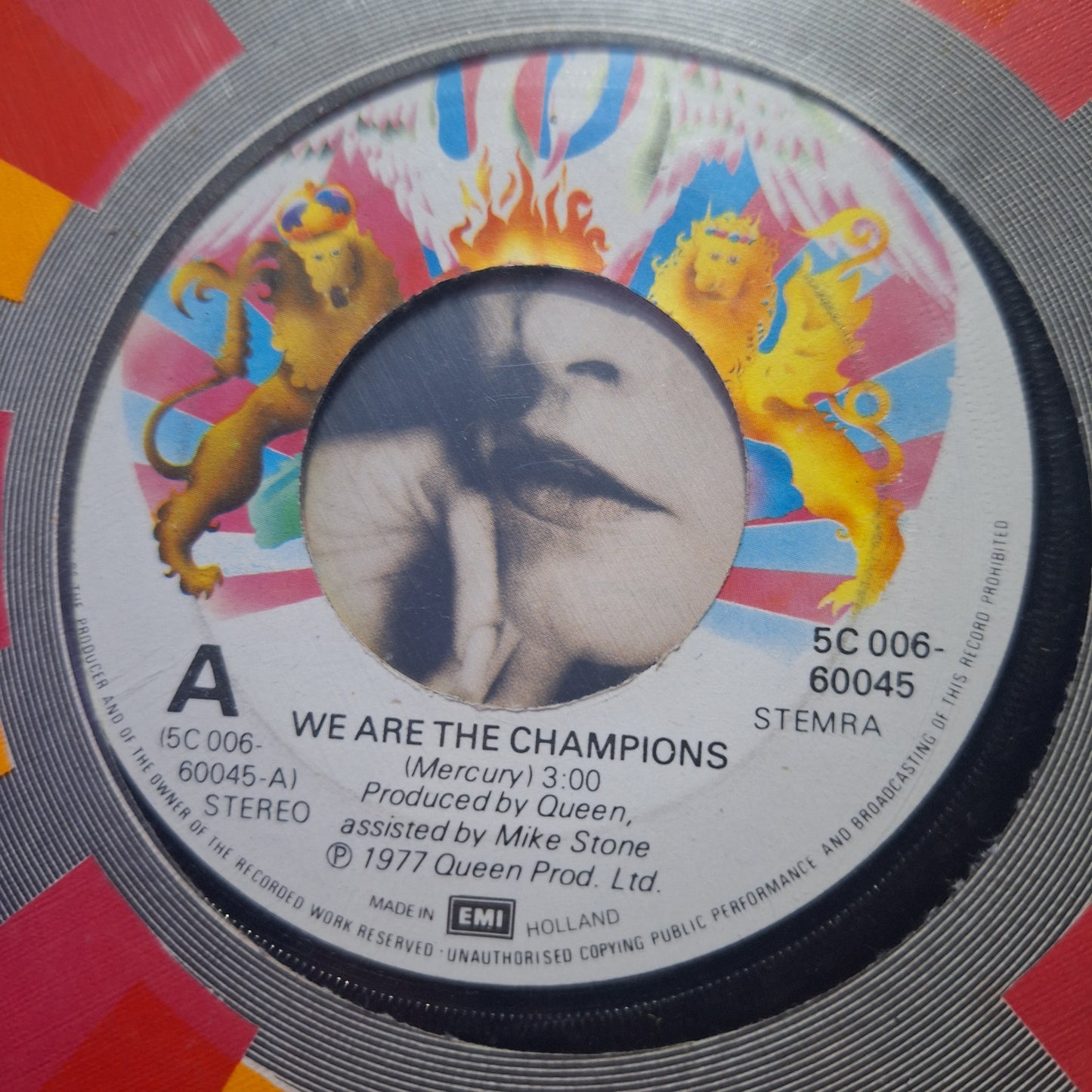 Queen We are The Champions / We Will Rock You Simple 7" de Epoca VG+