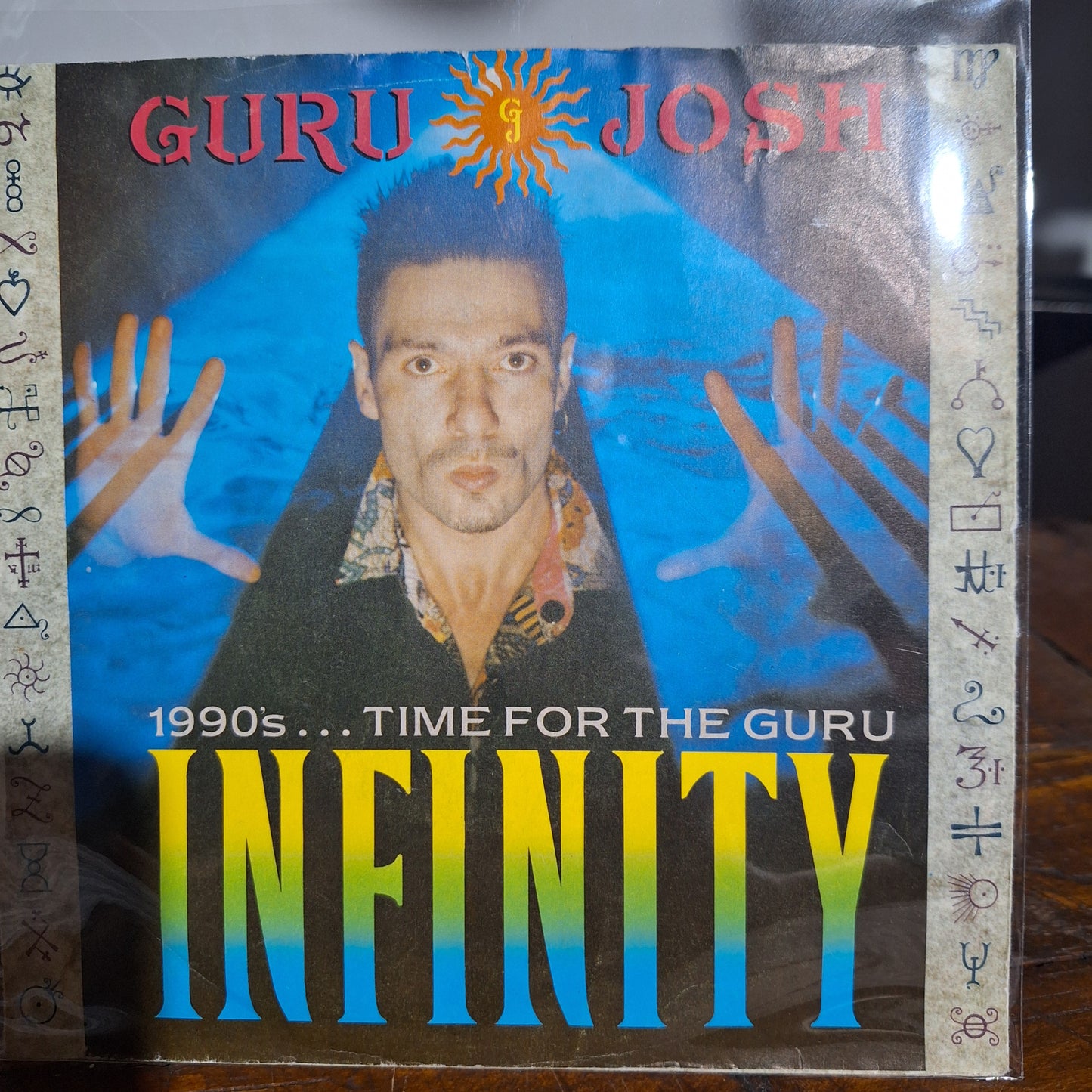 Guru Josh Infinity Simple 7" De Epoca VG+