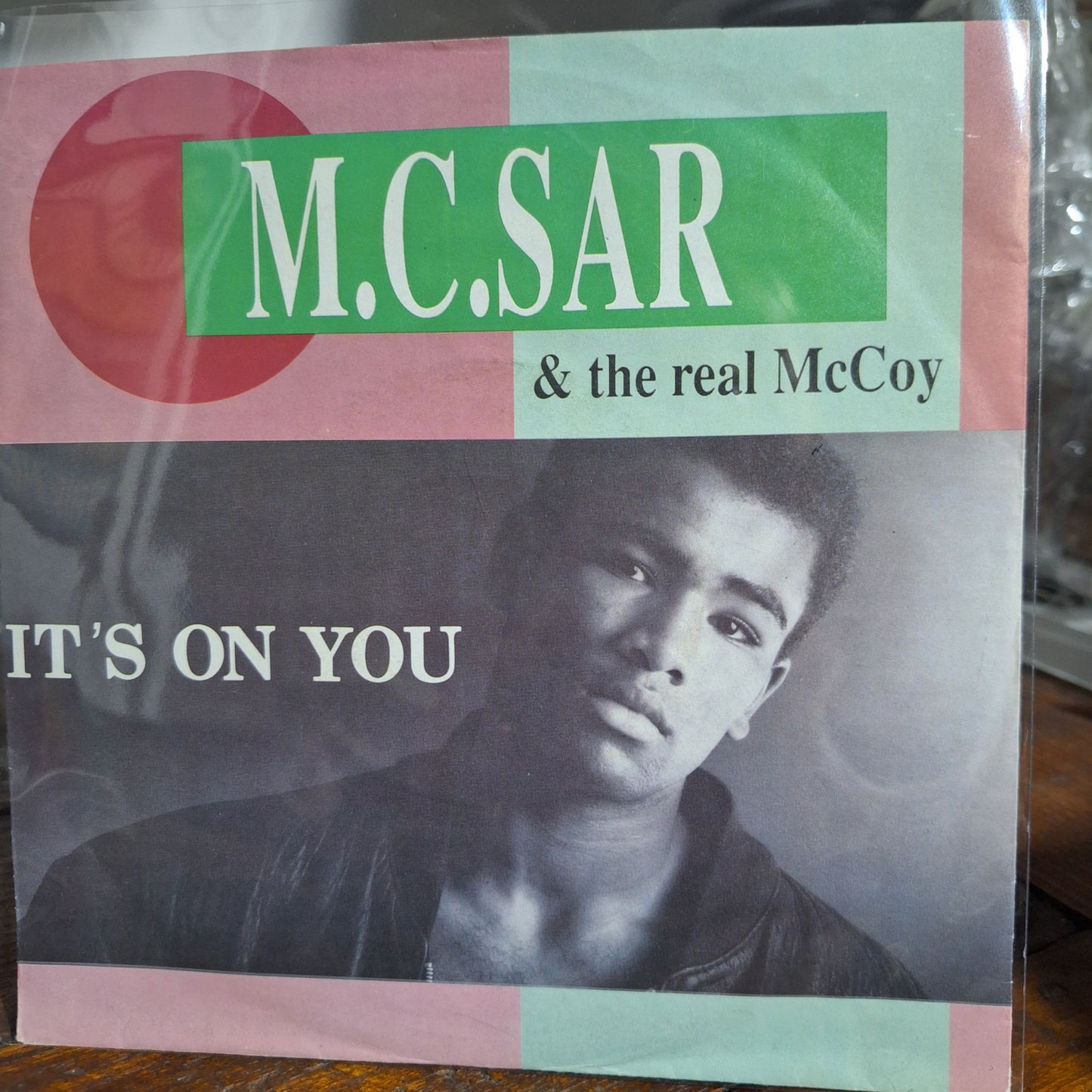 MC Sar Its on You Simple 7" de Epoca VG+