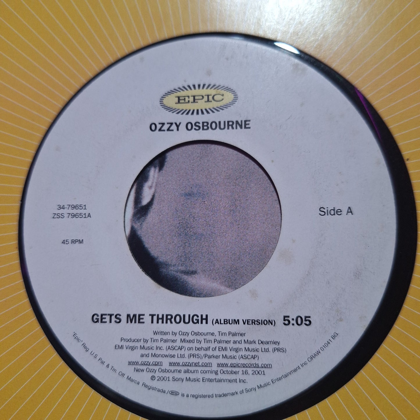 Ozzy Osbourne Gets me Through Simple 7" de Epoca VG+