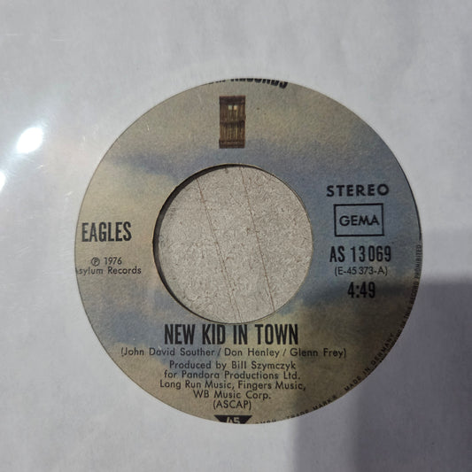 The Eagles New Kid In Town Simple 7" 2da. Mano VG+